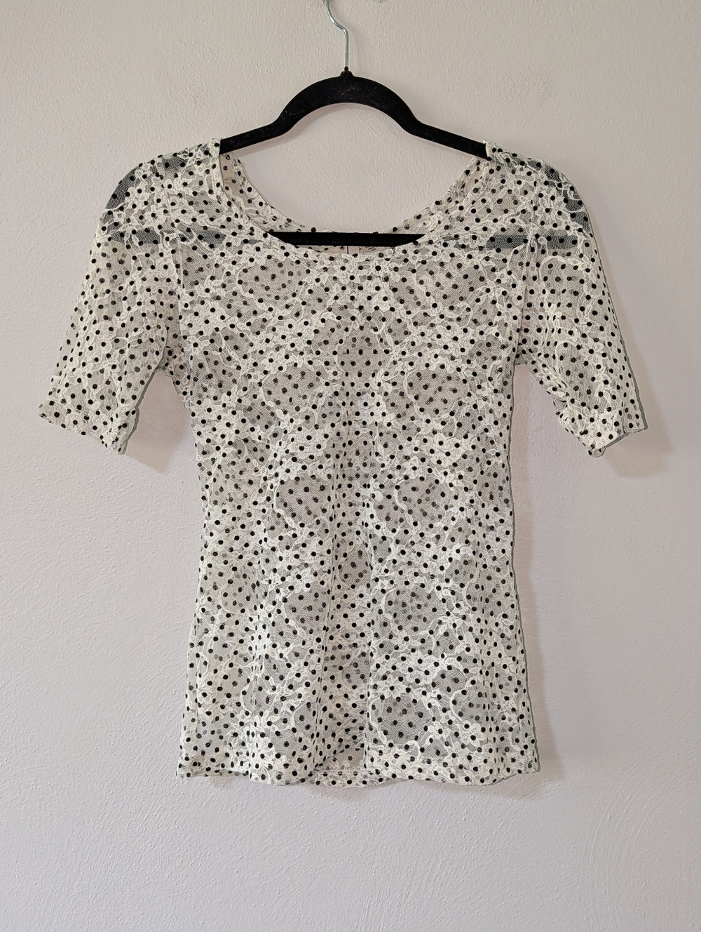 S American Rag Y2K White Polka Dot Short Sleeve Top